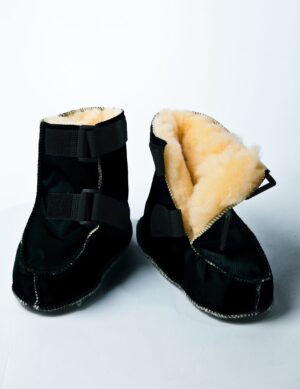 Rehabilitační boty nad kotníky černé